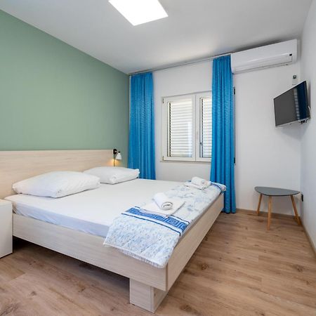 Apartments Zdravko トロギール エクステリア 写真