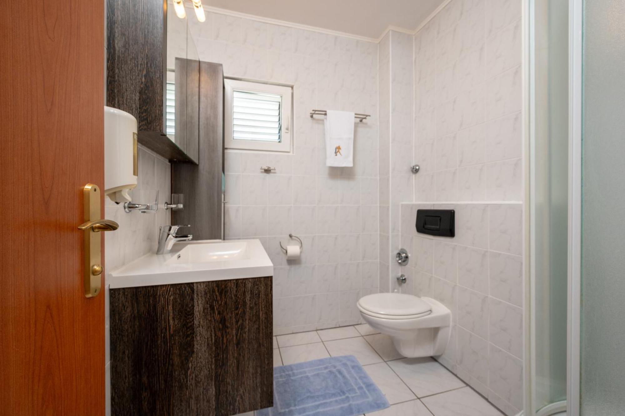 Apartments Zdravko トロギール エクステリア 写真