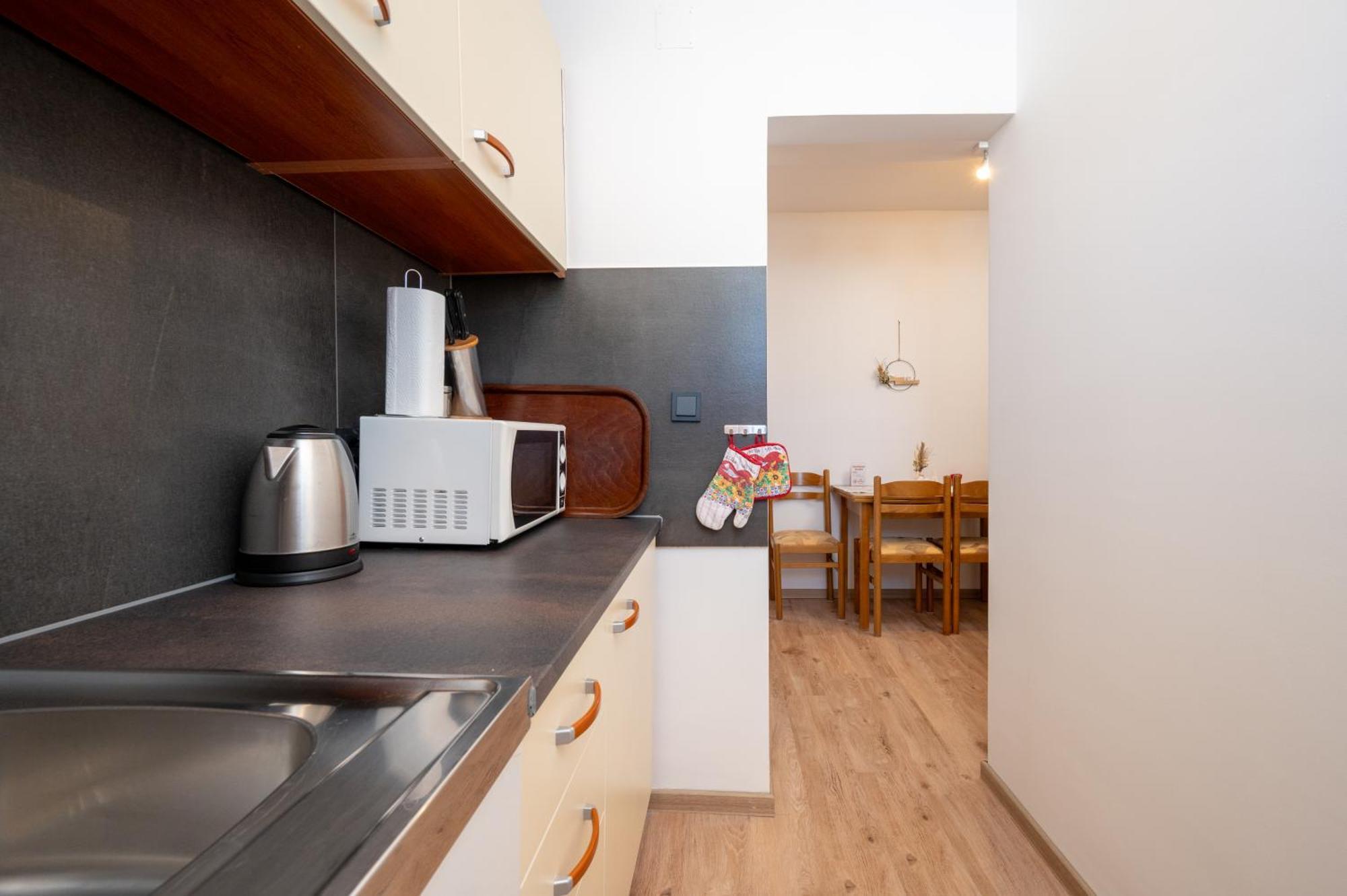 Apartments Zdravko トロギール 部屋 写真