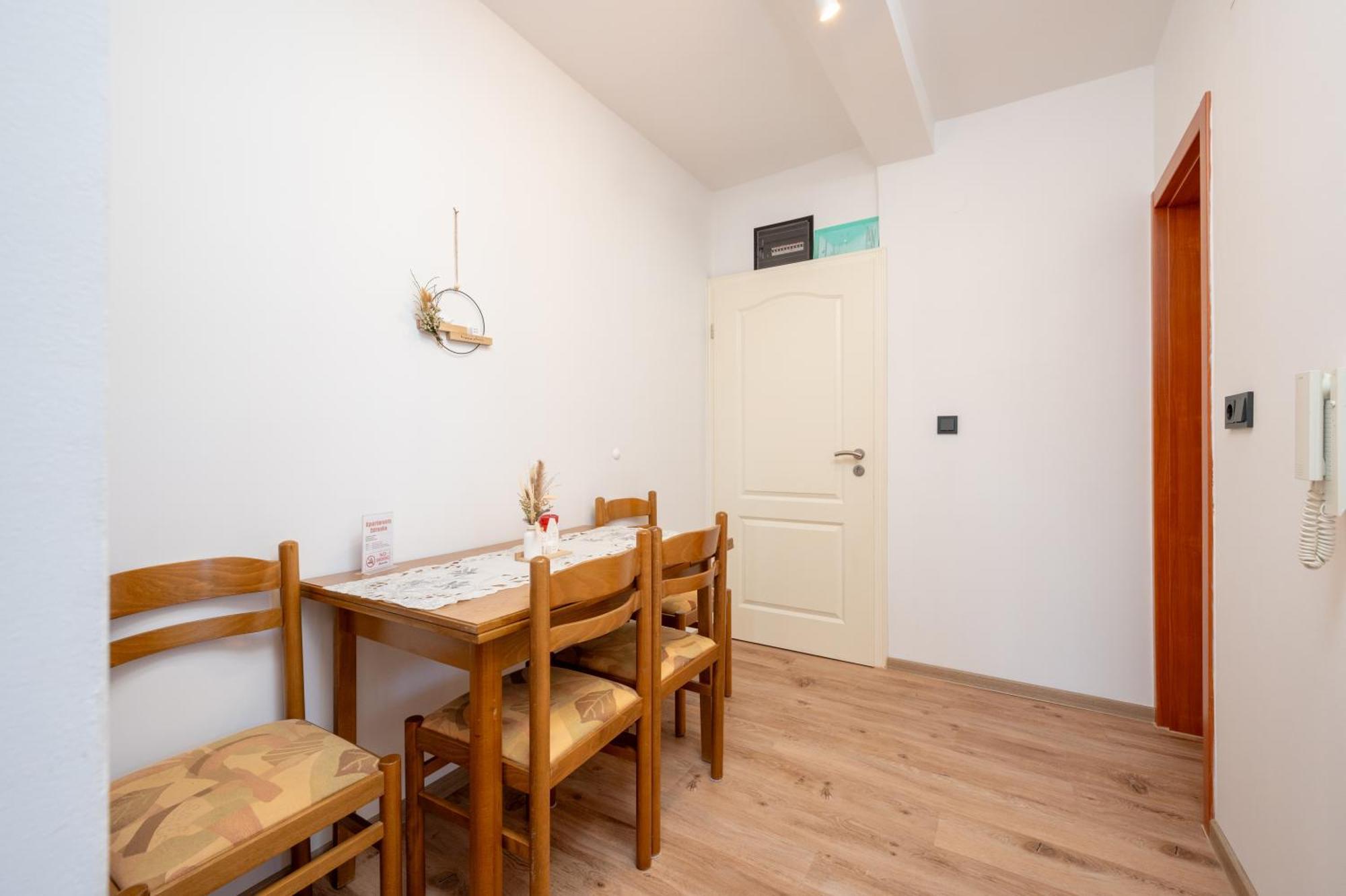 Apartments Zdravko トロギール エクステリア 写真