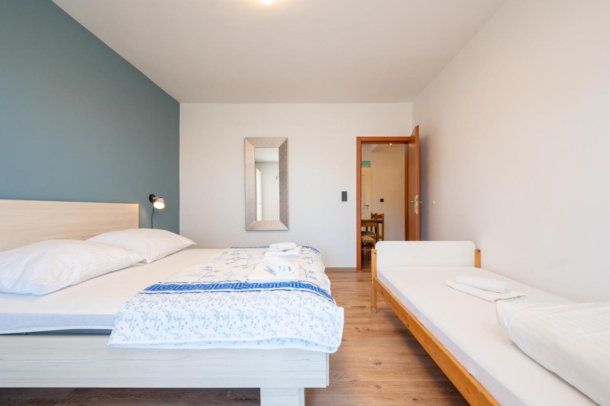 Apartments Zdravko トロギール エクステリア 写真