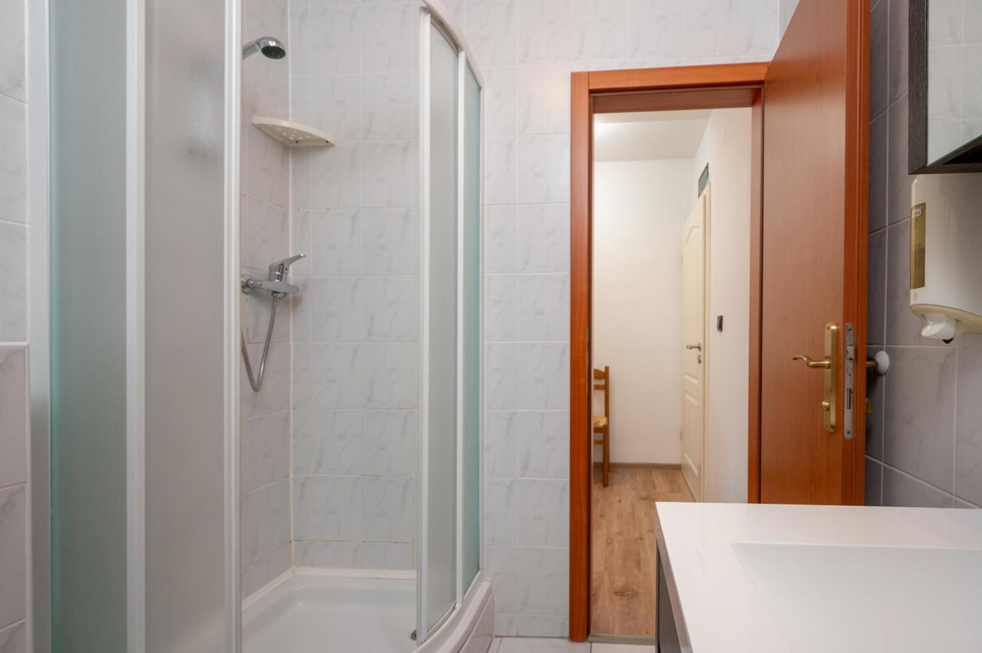 Apartments Zdravko トロギール 部屋 写真