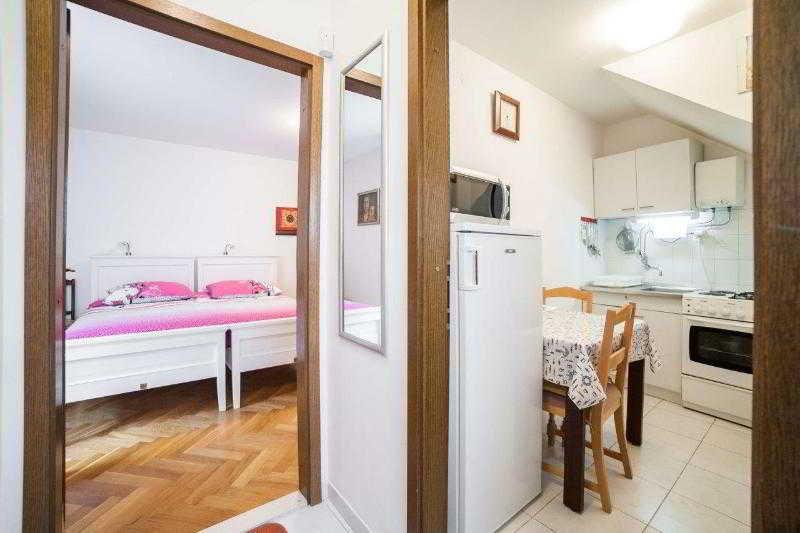 Apartments Zdravko トロギール エクステリア 写真