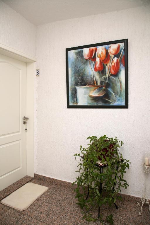 Apartments Zdravko トロギール 部屋 写真