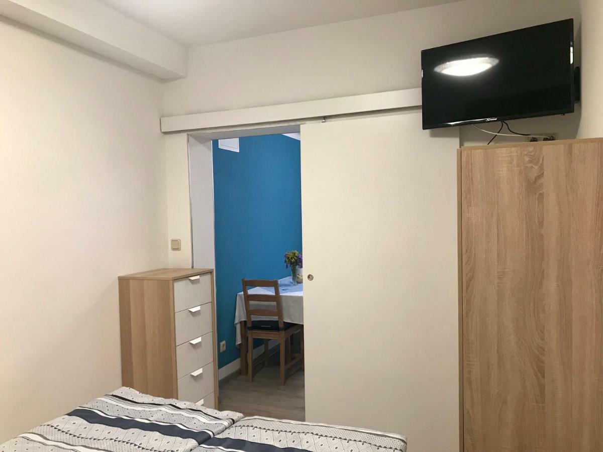 Apartments Zdravko トロギール 部屋 写真